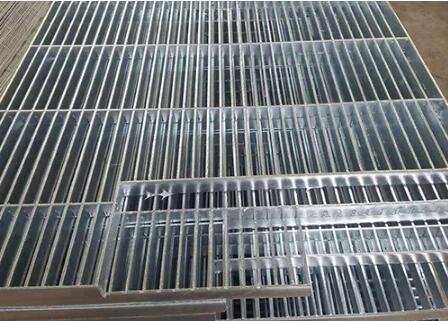 镀锌格栅板的维护方法